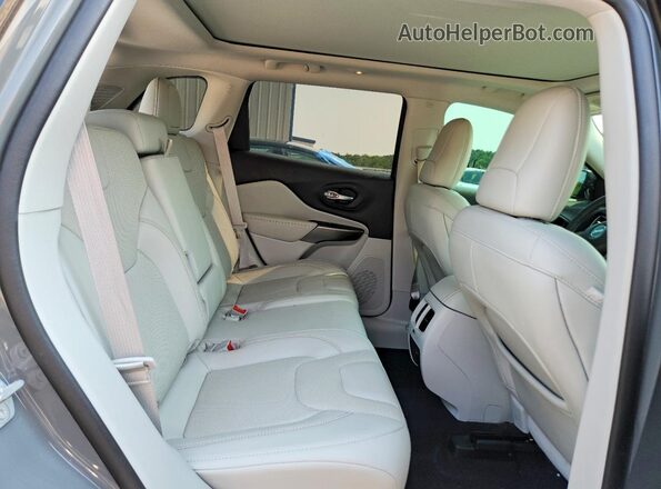 1C4PJMMX6ND520309 2022 JEEP CHEROKEE Gray Rear interior view