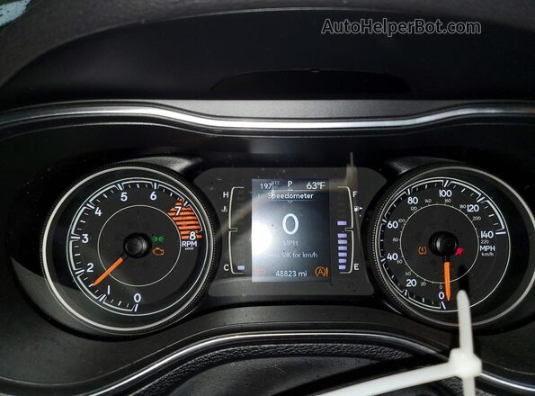 1C4PJMMX8MD234816 2021 JEEP CHEROKEE Green ხელსაწყოთა პანელის ხედი