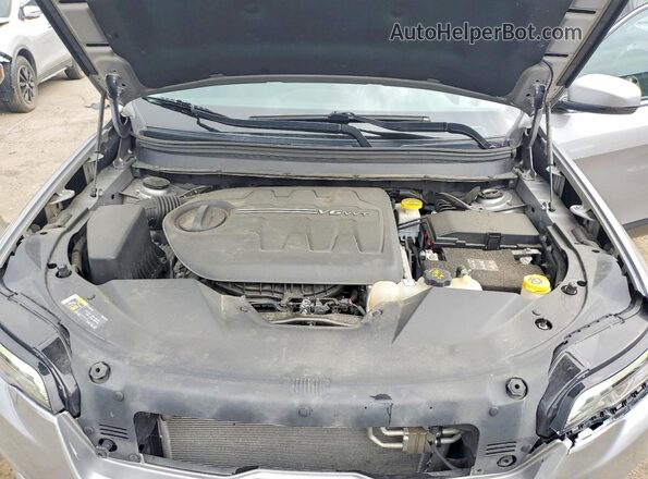 1C4PJMMX9MD178952 2021 JEEP CHEROKEE Silver Engine compartment view
