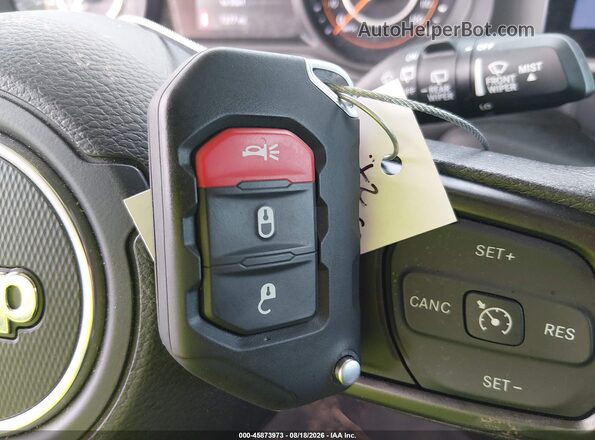 1C4PJXAN4SW545486 2025 JEEP WRANGLER Белый Вид панели приборов