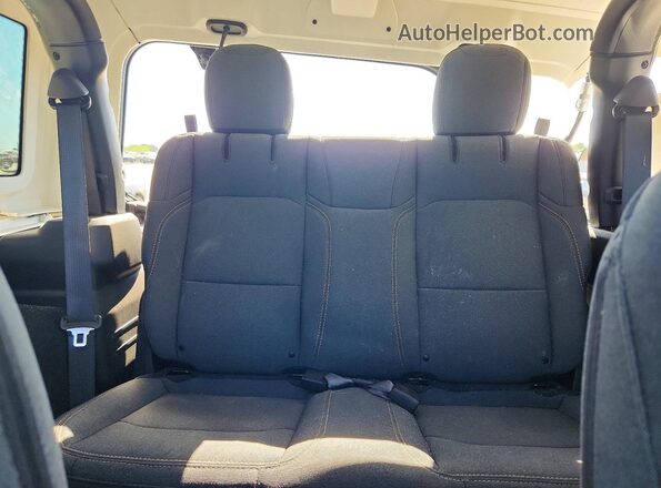1C4PJXAN4SW631204 2025 JEEP WRANGLER Green Rear seats view