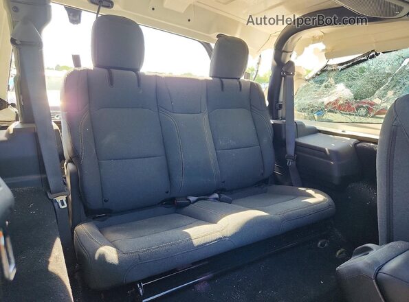 1C4PJXAN4SW631204 2025 JEEP WRANGLER Green Rear interior view