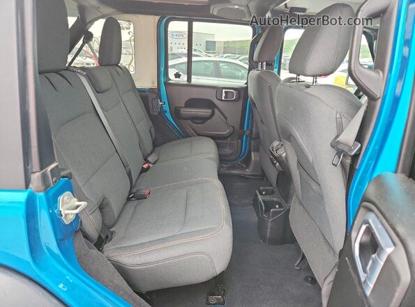 1C4PJXDG0RW246732 2024 JEEP WRANGLER Blue Вид задньої частини салону