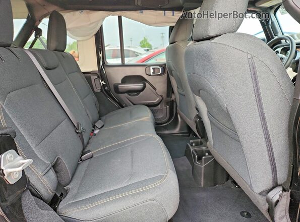 1C4PJXDG5RW244040 2024 JEEP WRANGLER Black Вид задньої частини салону