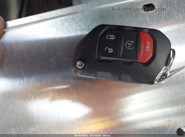 1C4PJXDG6RW326228 2024 JEEP WRANGLER Pink Vista del salpicadero