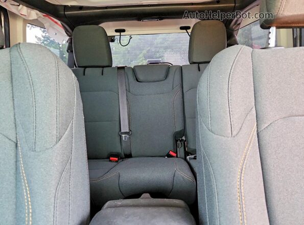 1C4PJXDG8SW618467 2025 JEEP WRANGLER Gray Вид задніх сидінь