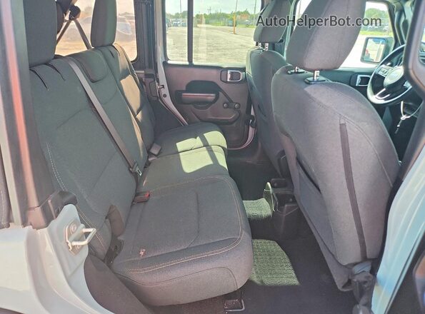 1C4PJXDN3RW157672 2024 JEEP WRANGLER Gray Vista interior trasera