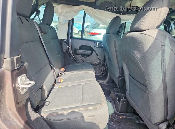 1C4PJXDN3TW167223 2026 JEEP WRANGLER Gray Vista de los asientos traseros