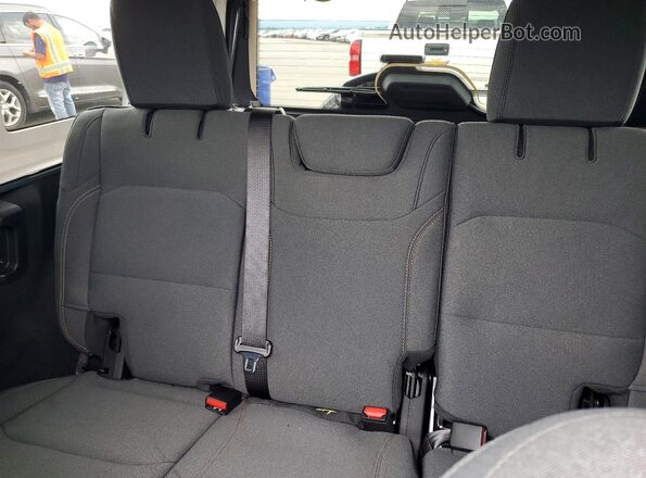 1C4PJXDN4TW201394 2026 JEEP WRANGLER Серый Вид задних сидений