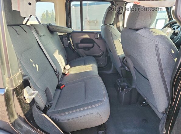 1C4PJXDN9RW179188 2024 JEEP WRANGLER Черный Вид задних сидений
