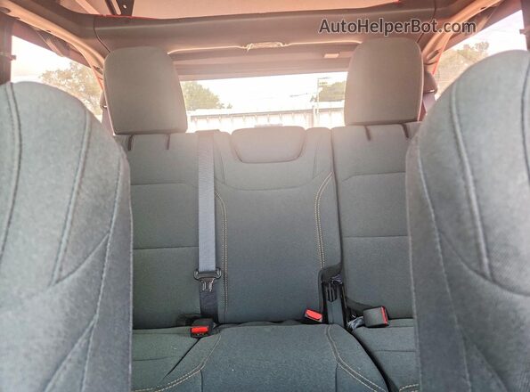 1C4PJXDN9SW581217 2025 JEEP WRANGLER Red Вид задніх сидінь