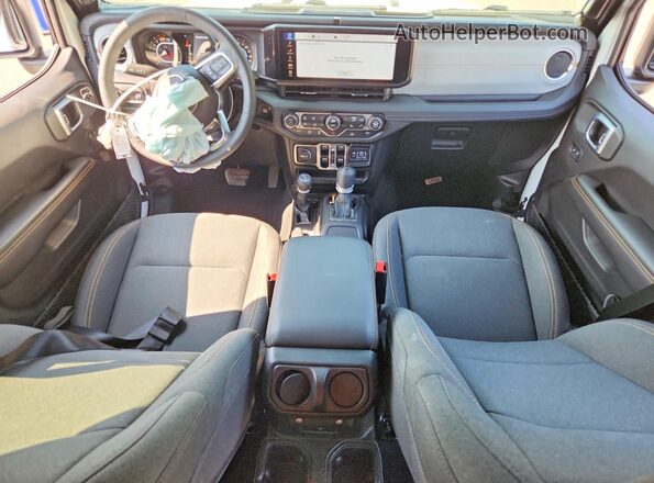 1C4PJXEG5TW255058 2026 JEEP WRANGLER White Առջևի վահանակի տեսք