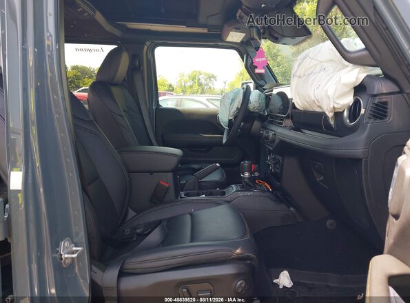 1C4PJXEGXTW249255 2026 JEEP WRANGLER Blue წინა სალონის ხედი