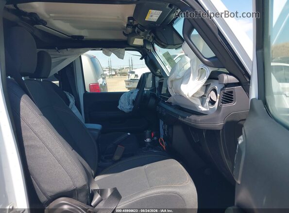 1C4PJXEN0SW597904 2025 JEEP WRANGLER Белый Вид салона спереди