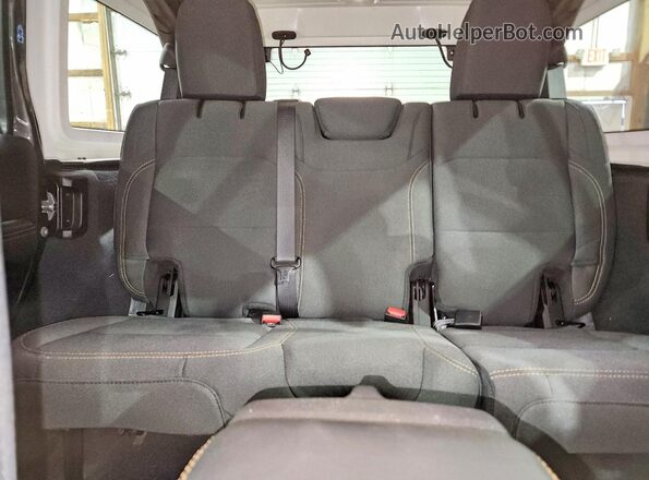 1C4PJXEN3SW644293 2025 JEEP WRANGLER Gray Widok tylnych siedzeń