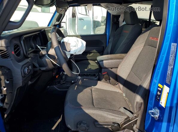 1C4PJXFG8TW213899 2026 JEEP WRANGLER Blue Вид салону спереду