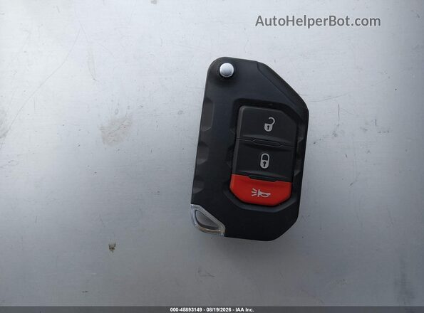 1C4PJXFN5TW194713 2026 JEEP WRANGLER Белый Вид панели приборов