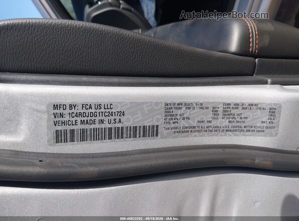 1C4RDJDG1TC241724 2026 DODGE DURANGO Silver Vista del compartimento del motor