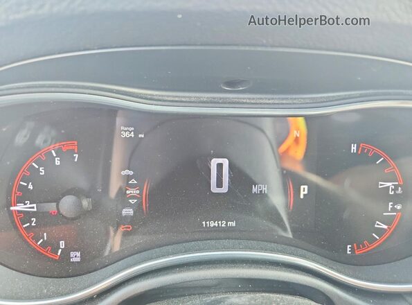 1C4RDJEG8JC262257 2018 DODGE DURANGO Maroon Vista del cuadro de instrumentos