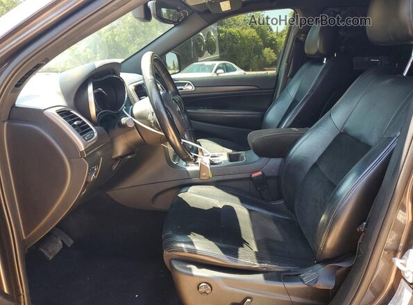 1C4RJEAG0HC707896 2017 JEEP GRAND Charcoal Front interior view