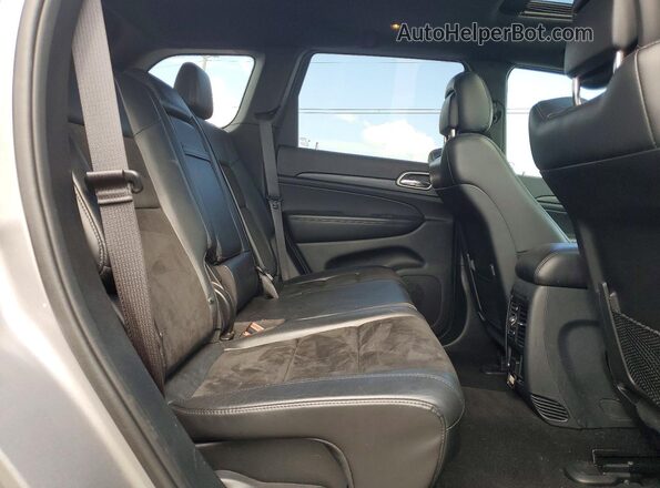 1C4RJEAG2KC643075 2019 JEEP GRAND Silver Rear interior view