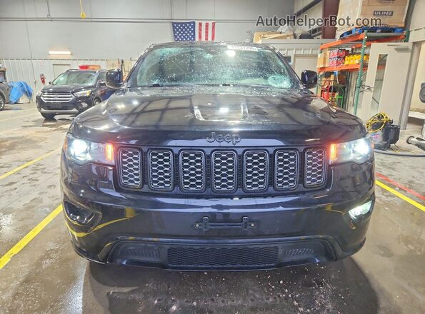 1C4RJEAG4JC197140 2018 JEEP GRAND Черный Вид спереди