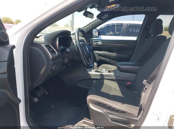 1C4RJEAG6JC382838 2018 JEEP GRAND CHEROKEE White Widok wnętrza z przodu