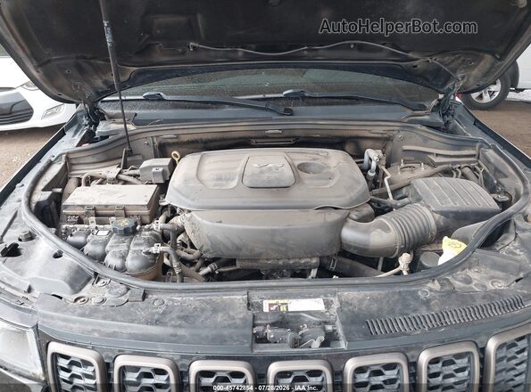 1C4RJEAG8HC685677 2017 JEEP GRAND CHEROKEE Черный Вид подкапотного пространства