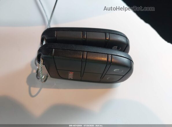 1C4RJEAG8HC685677 2017 JEEP GRAND CHEROKEE Черный Вид сзади