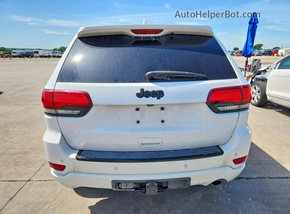 1C4RJEAG8HC702896 2017 JEEP GRAND White Rear view