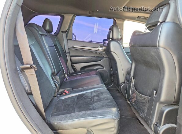 1C4RJEAG8HC702896 2017 JEEP GRAND White Rear interior view