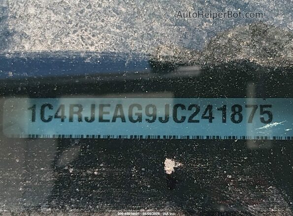 1C4RJEAG9JC241875 2018 JEEP GRAND CHEROKEE White Вид підкапотного простору