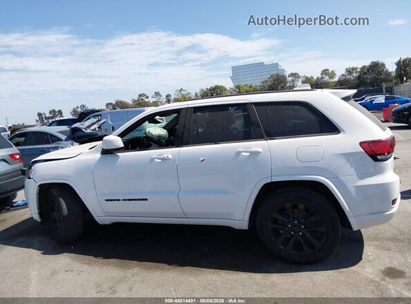 1C4RJEAG9JC241875 2018 JEEP GRAND CHEROKEE White Панорамний вид салону 360°