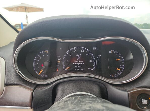 1C4RJEBG0HC877688 2017 JEEP GRAND Brown Instrument cluster view