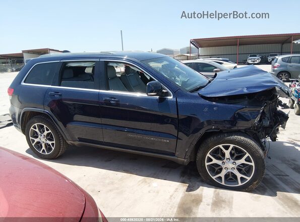 1C4RJEBG0JC168605 2018 JEEP GRAND CHEROKEE Blue Rear interior view
