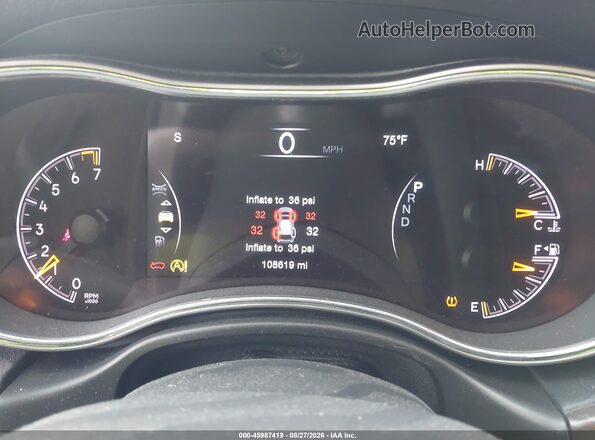 1C4RJEBG2JC392443 2018 JEEP GRAND CHEROKEE Black Հետևի նստատեղերի տեսք
