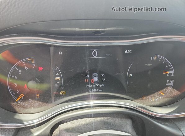 1C4RJEBG6KC630375 2019 JEEP GRAND Белый Вид щитка приборов
