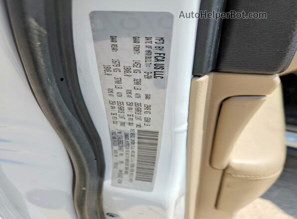 1C4RJEBG6LC348027 2020 JEEP GRAND White Engine compartment view