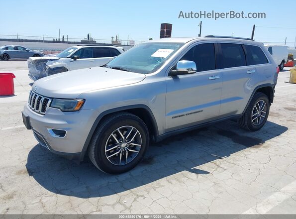 1C4RJEBG7HC636243 2017 JEEP GRAND CHEROKEE Silver Przód lewy