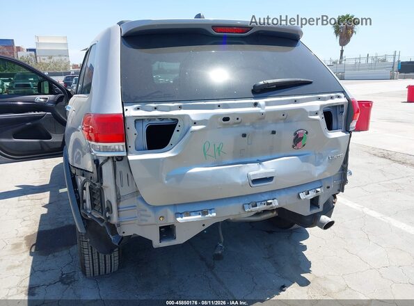 1C4RJEBG7HC636243 2017 JEEP GRAND CHEROKEE Silver Widok z przodu