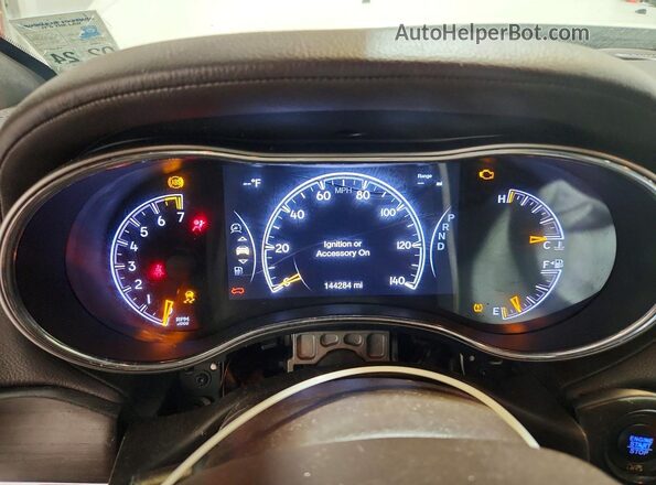 1C4RJECGXKC597234 2019 JEEP GRAND White ხელსაწყოთა პანელის ხედი