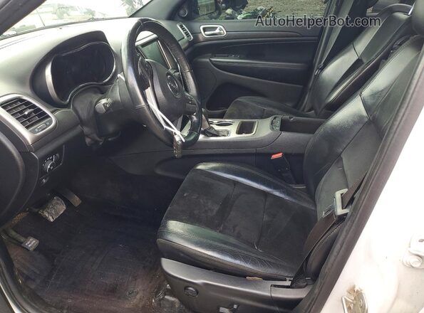 1C4RJFAG0HC738068 2017 JEEP GRAND Белый Вид салона спереди