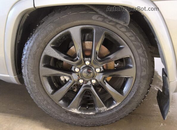 1C4RJFAG0KC849999 2019 JEEP GRAND Серебряный Панорамный вид салона 360°