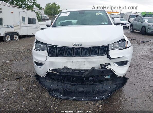 1C4RJFAG1HC720467 2017 JEEP GRAND CHEROKEE White Vista del salpicadero