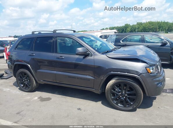 1C4RJFAG2JC152719 2018 JEEP GRAND CHEROKEE Gray უკანა სალონის ხედი