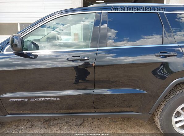 1C4RJFAG2KC748639 2019 JEEP GRAND CHEROKEE Black Widok z przodu