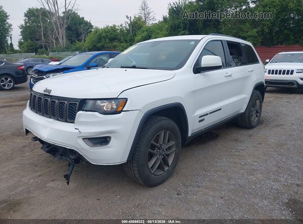 1C4RJFAG3GC425823 2016 JEEP GRAND CHEROKEE White Vista tres cuartos delantera izquierda