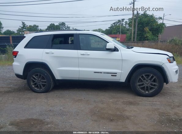 1C4RJFAG3GC425823 2016 JEEP GRAND CHEROKEE White Vista interior trasera