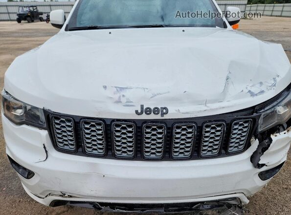 1C4RJFAG3HC927412 2017 JEEP GRAND White Rear interior view