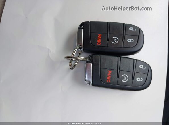 1C4RJFAG3JC161879 2018 JEEP GRAND CHEROKEE Черный Вид панели приборов